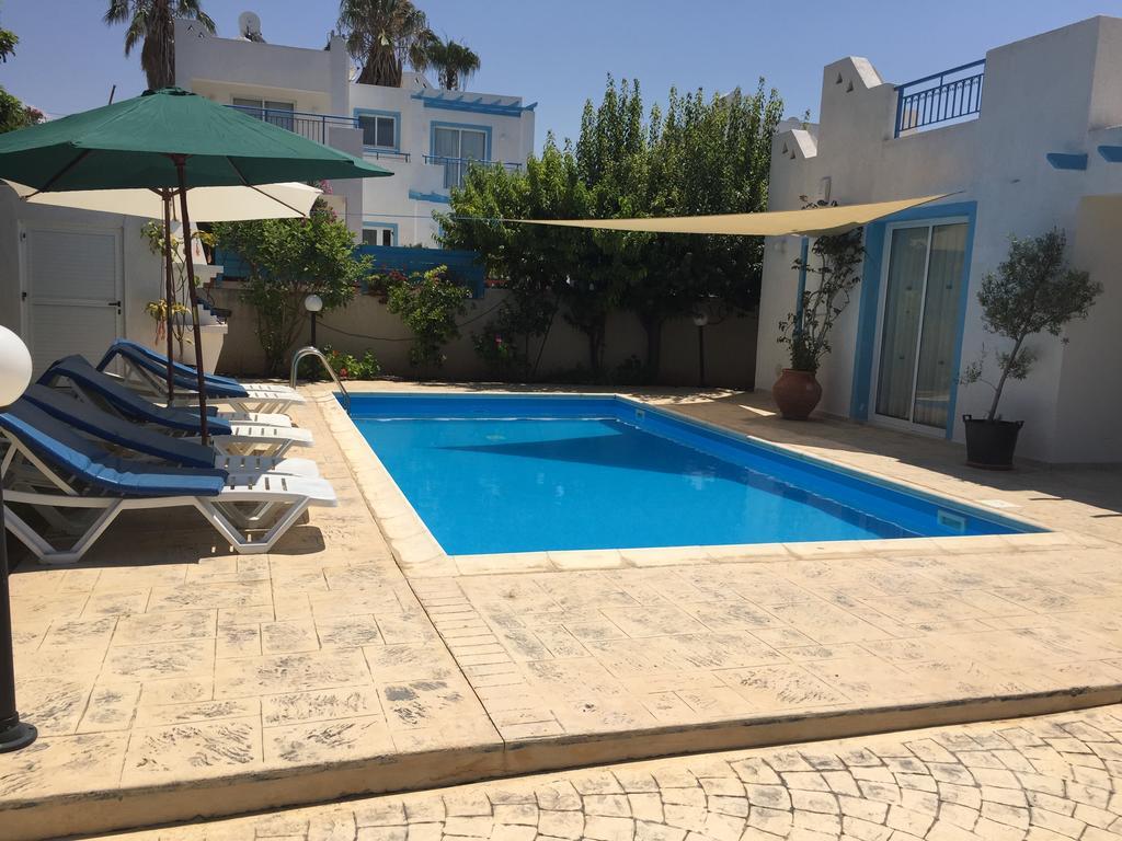 Philippos Paphos Villas - Villa 3 Exteriör bild