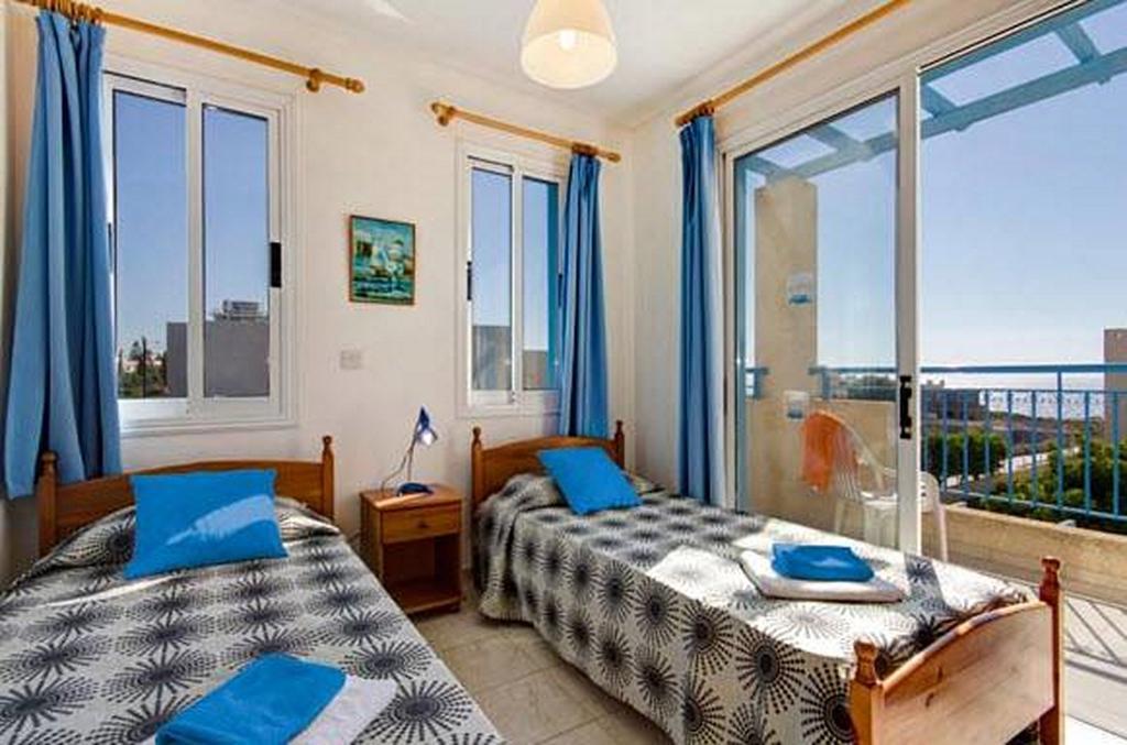 Philippos Paphos Villas - Villa 3 Exteriör bild