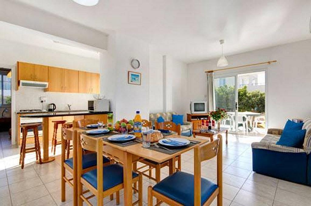 Philippos Paphos Villas - Villa 3 Exteriör bild